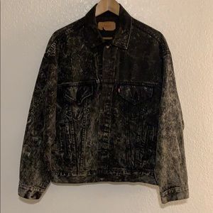 Levi’s Acid Wash Denim Trucker Jacker